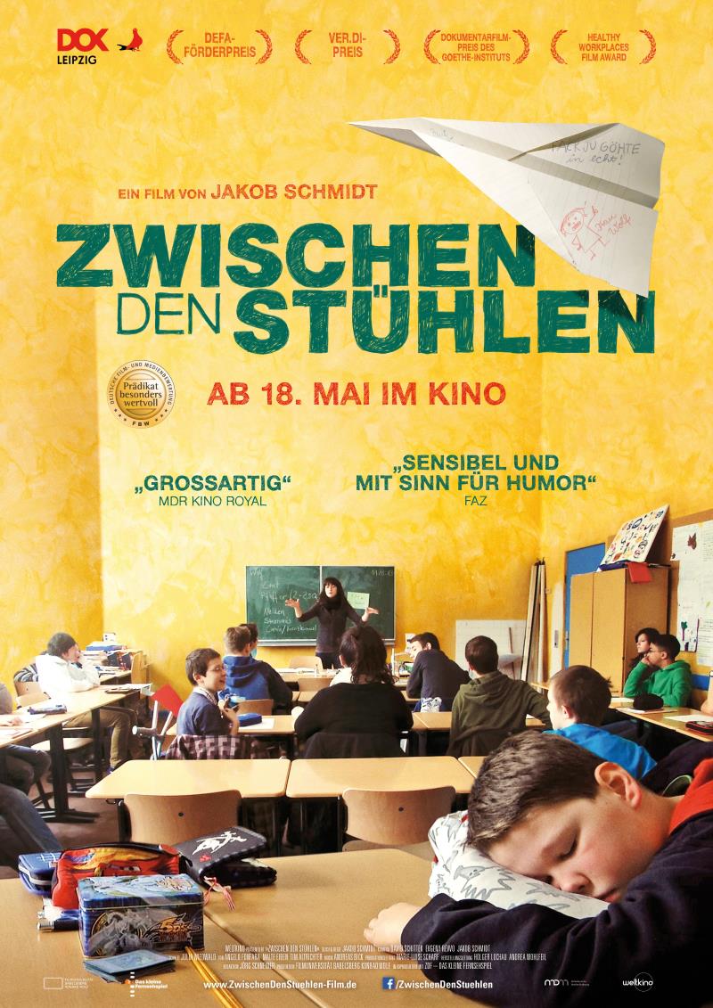 Filmplakat: Zwischen den Stühlen